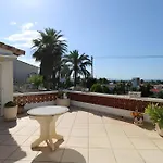 Elisabet *